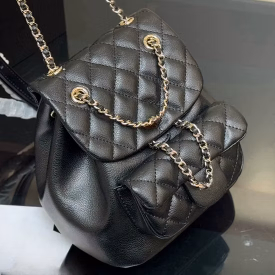Bolsas de ombro da moda feminina com design de costura agradável Bolsas de corrente de alta qualidade